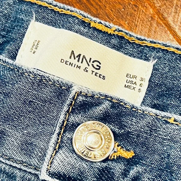 Mango Denim Shorts with Pockets & Frayed Hem, Medium Blue, Jean Shorts - Picture 3 of 5